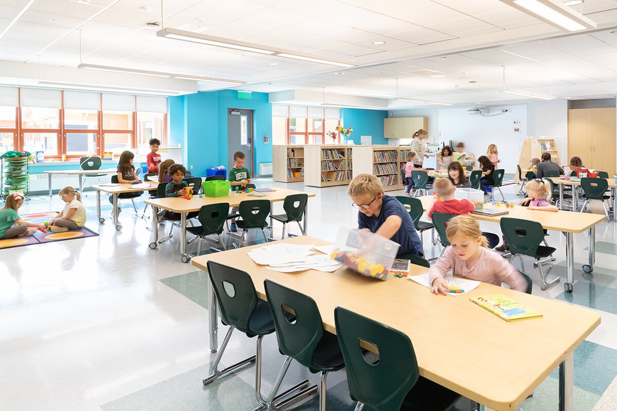 Early Childhood Education Center art class